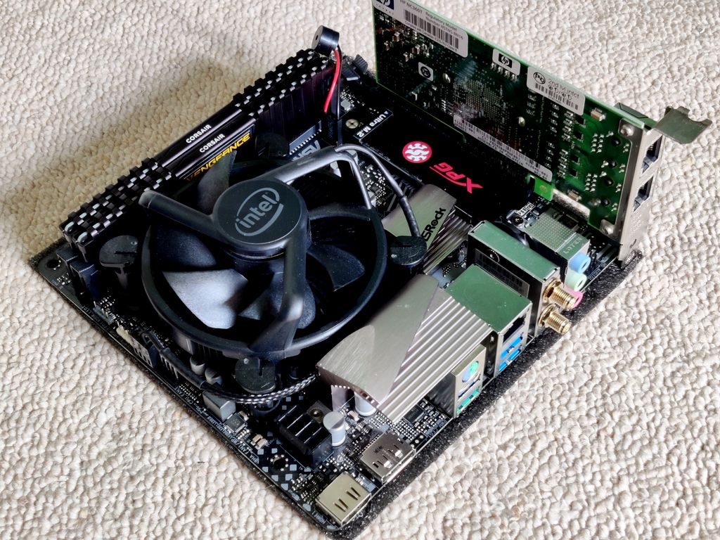 Picture of server CPU, motherboard, RAM, SSD and network card