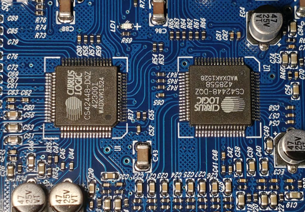 CS42448 chips