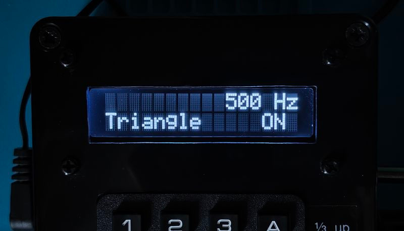 LCD showing triangle 500Hz